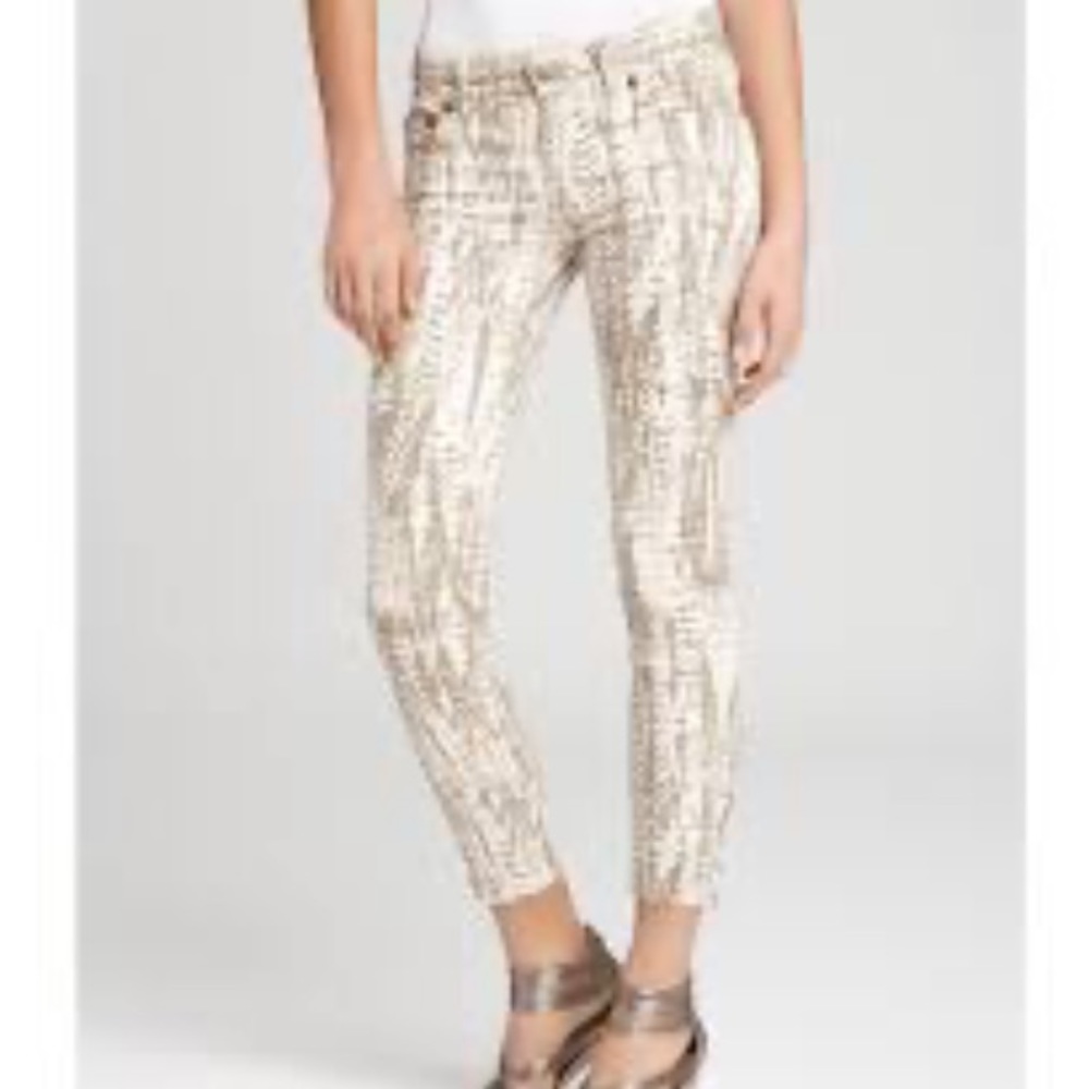 Free People Feather Design Zippered Hem Crop Ankle Jeans, Size 29, White Gray